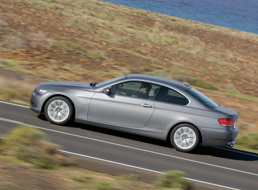  BMW 3-Series Coupe 2007 года  (фото 176 из 219)